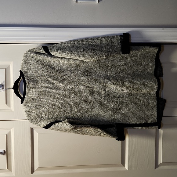 Sweater - Picture 2 of 2